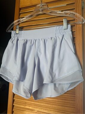 Lululemon Hotty hot Light purple Women's Performance Shorts size 6